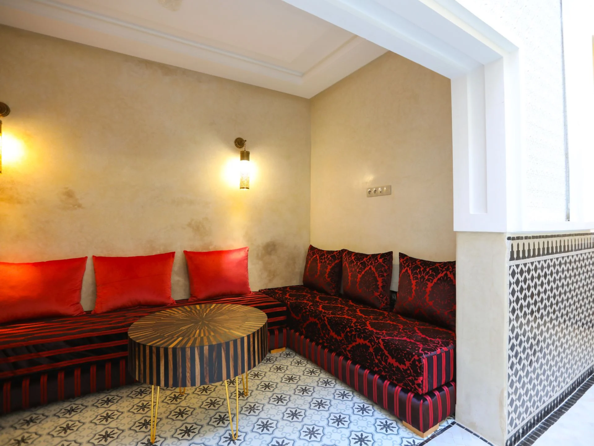 riad cologne sallon